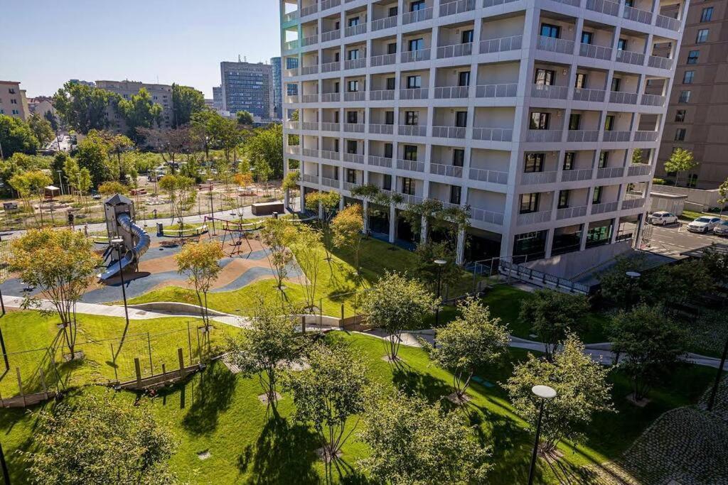ברטיסלאבה Urban Apartment With Possibility Of Parking מראה חיצוני תמונה
